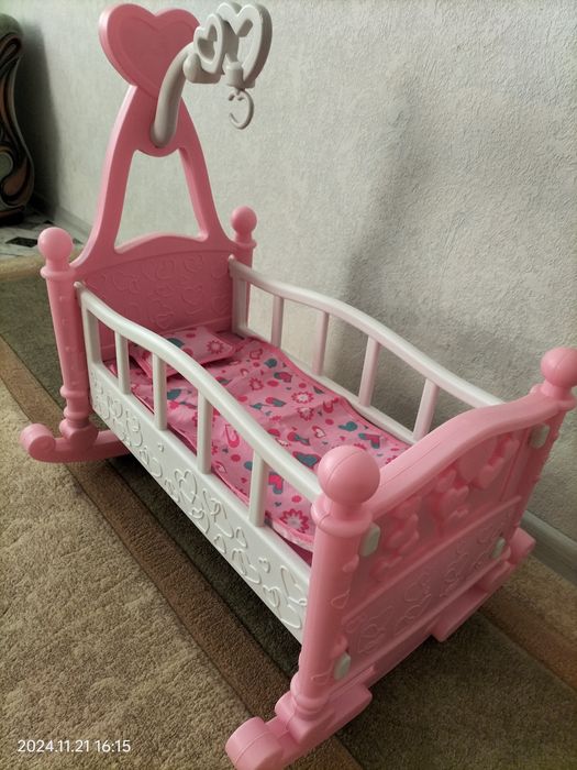 Кроватка для куклы
