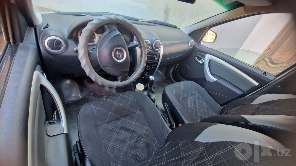 Lada Largus Kross 2018 Yil
