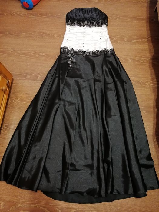 Бална рокля размер L