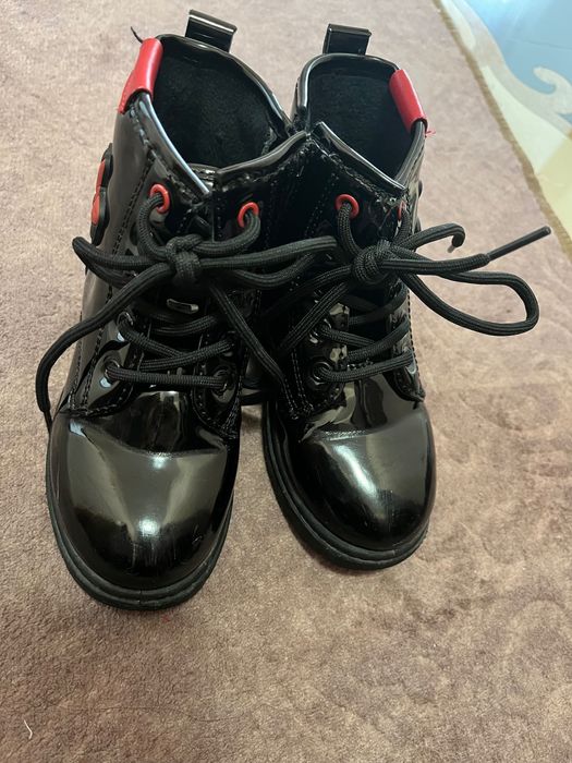 Боти за дете мики