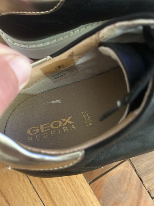 Сникърси Geox 38 номер.