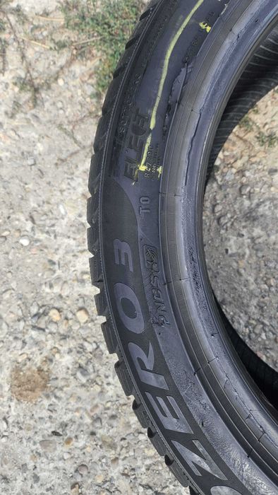# 235/45 R18 • Iarna • Pirelli Sottozero 3 TO Elect PNCS 98V | 4 buc | DOT 2023 | Pret/buc