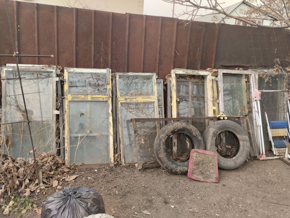 Стекло, оконные рамы