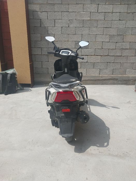 Skuter sotiladi holati ideal