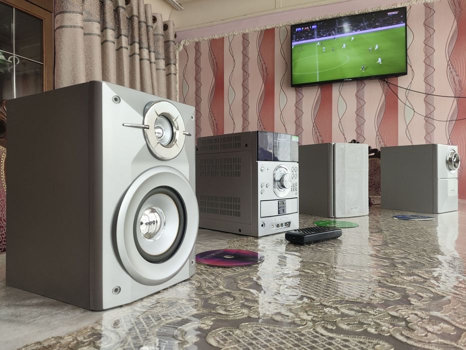 Sharp 2.1 mini sentr orginal  hamma joyi 100% ishlaydi