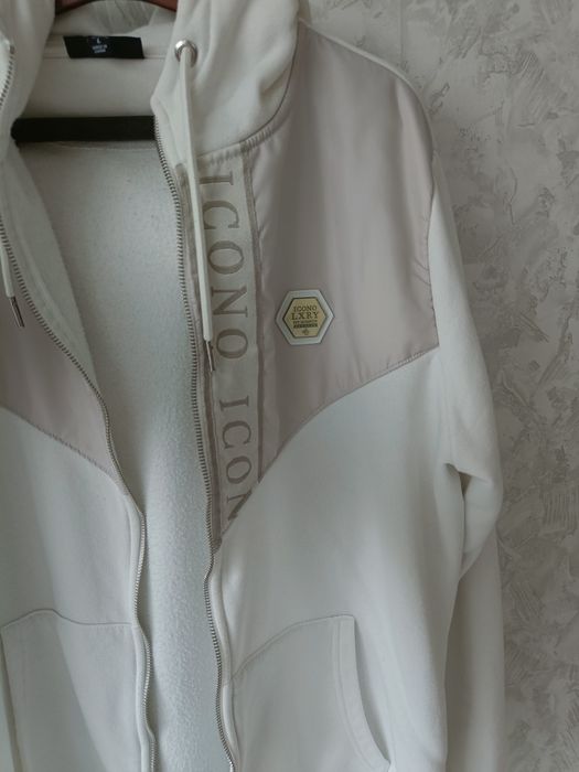 Суитшърт с цип New Yorker