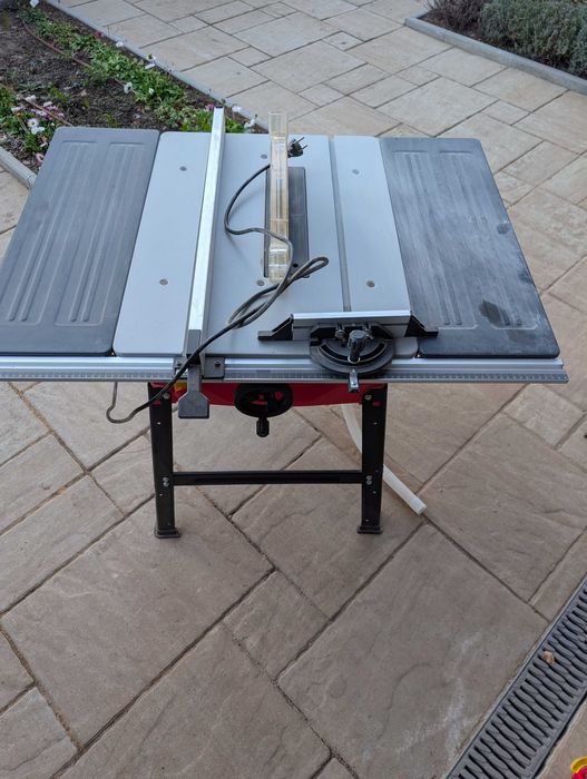 Настолен циркуляр Raider RD-TS12B