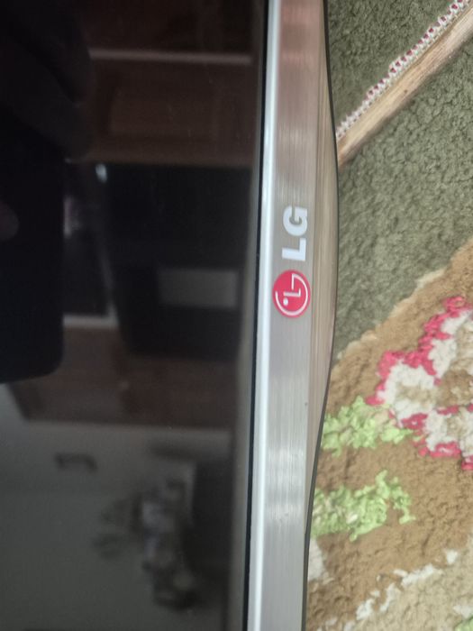 Телевизор LG"43"