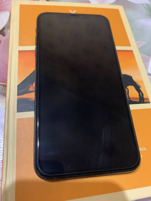iPhone 11 pro xolati ideal