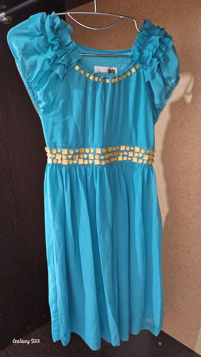 Көйлектер сатылады