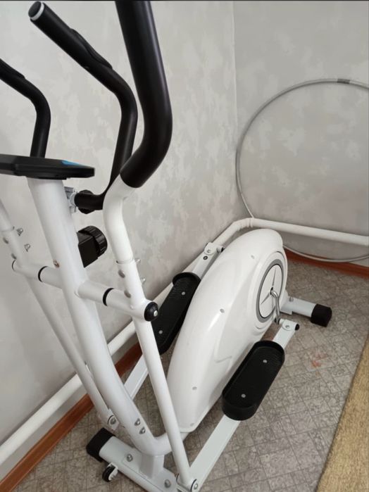 Продам тренажер эллиптический
