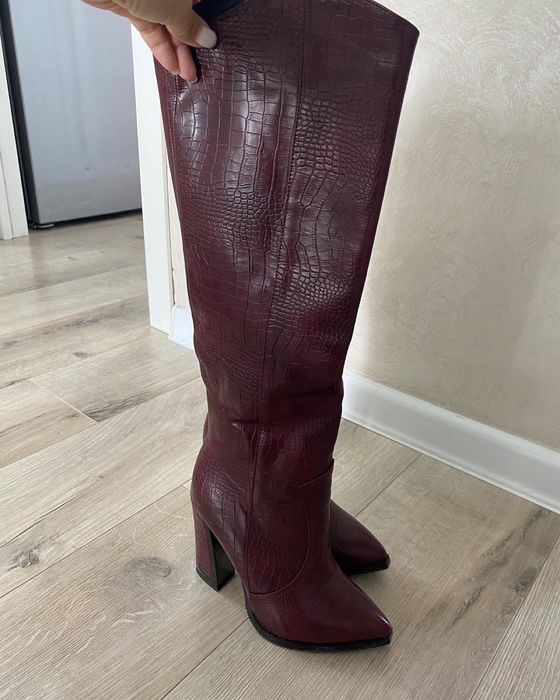 Кожаные сапоги кроко за 20 тыс