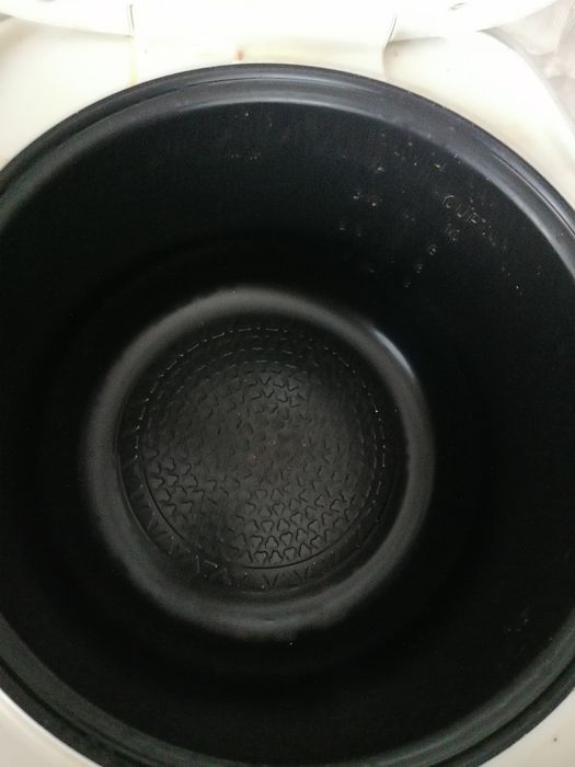 Мультиварка redmond б/у