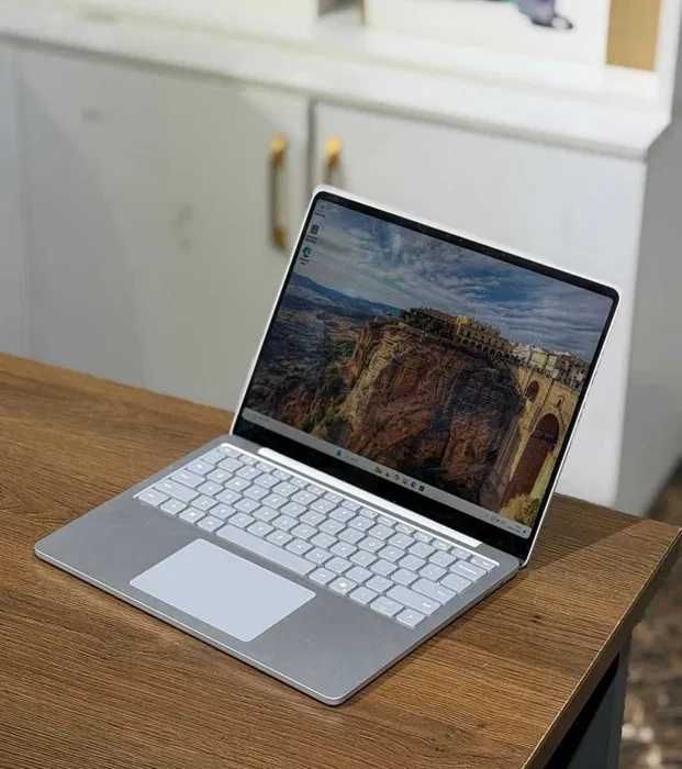SIGILAT Microsoft Surface Laptop SnapDragon X PLUS 16GB OLED Touch