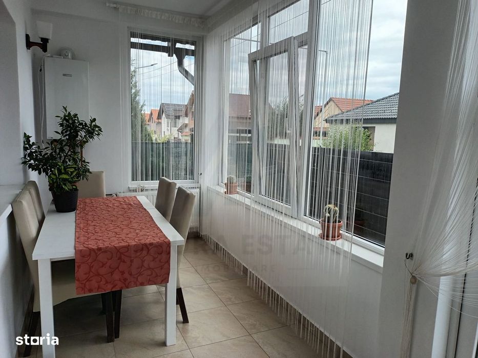 Casa individuala 5 camere 150 mp utili si teren 460 mp in Cristian