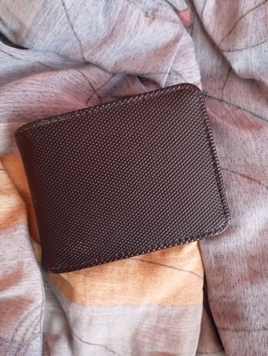 Мъжко портмоне за пари и монети.