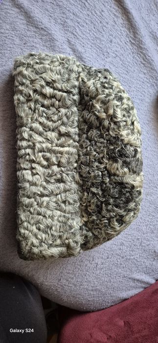 Căciulă astrahan bărbați