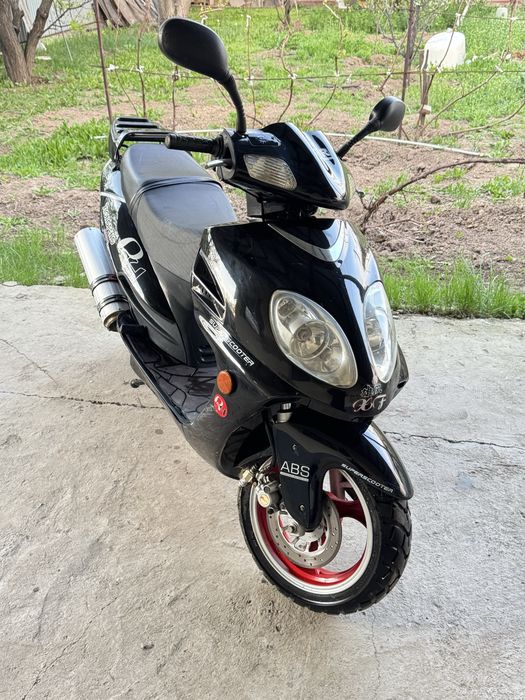 Мопед Aprilia, скутер