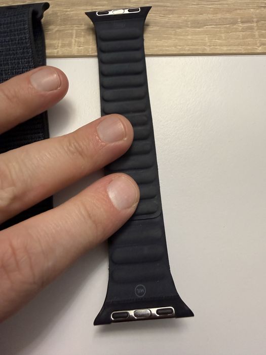 Curea bratara apple watch