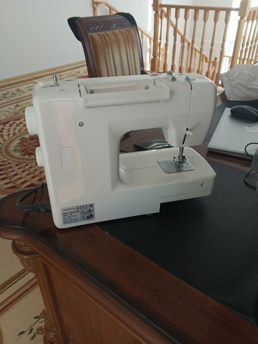 Срочно продам швейную машину