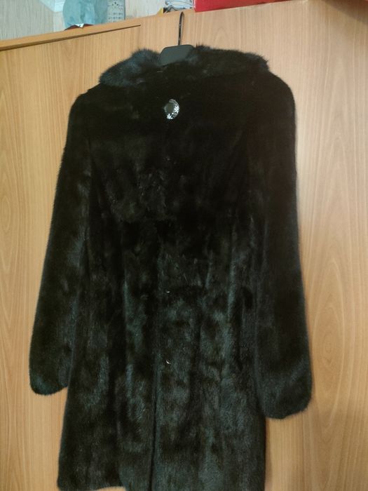 Продам норковую шубу