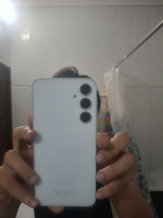 Samsung Galaxy A35 5G с гарантией