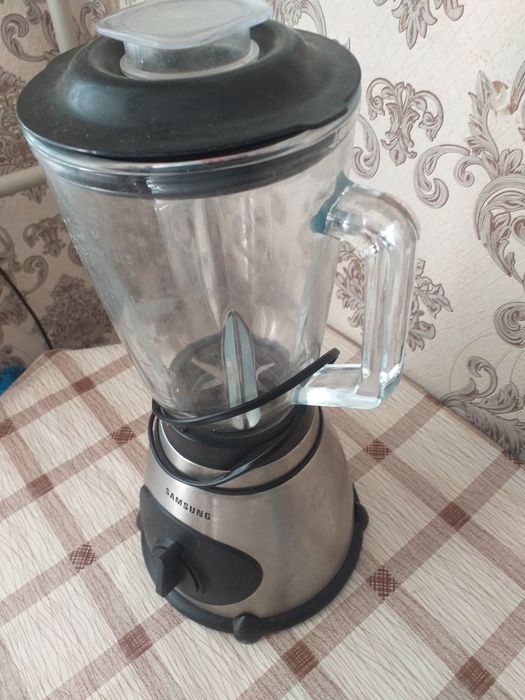 Мощный блендер Samsung
