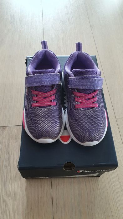 CHAMPION adidasi fete lumini mar 29 mov roz stare excelenta Curier OLX