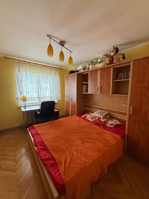 apartament 3 camere + loc de parcare de închiriat Pitești strada Exercițiu