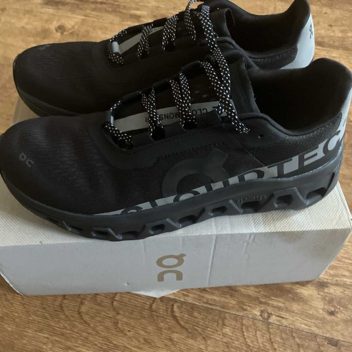 On Cloud Monster Men's Running