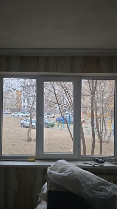 Продам диван и пластиковые окна!