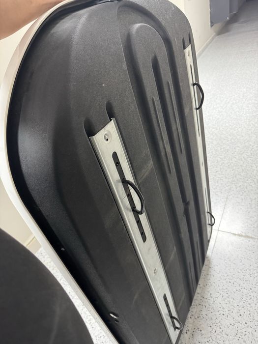 Автобокс  Багажник для автомобилей пенал