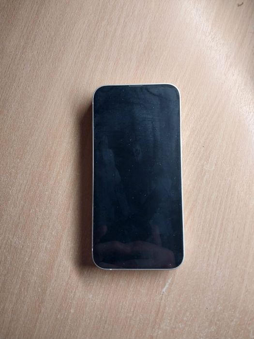 Iphone 13 (128gb)