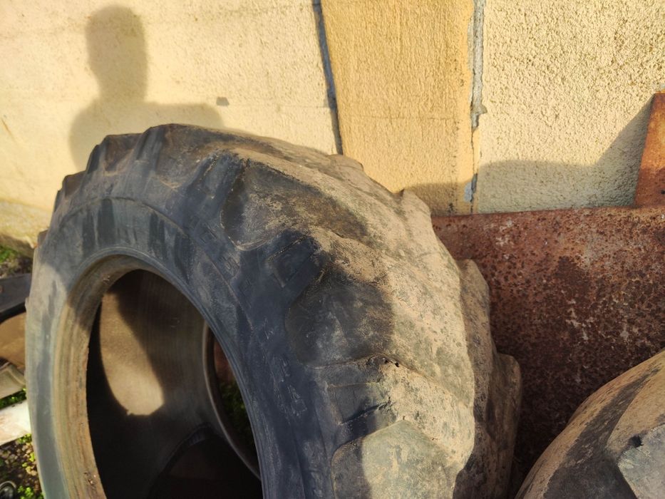 Гуми за телескопичен товарач 460/70-24