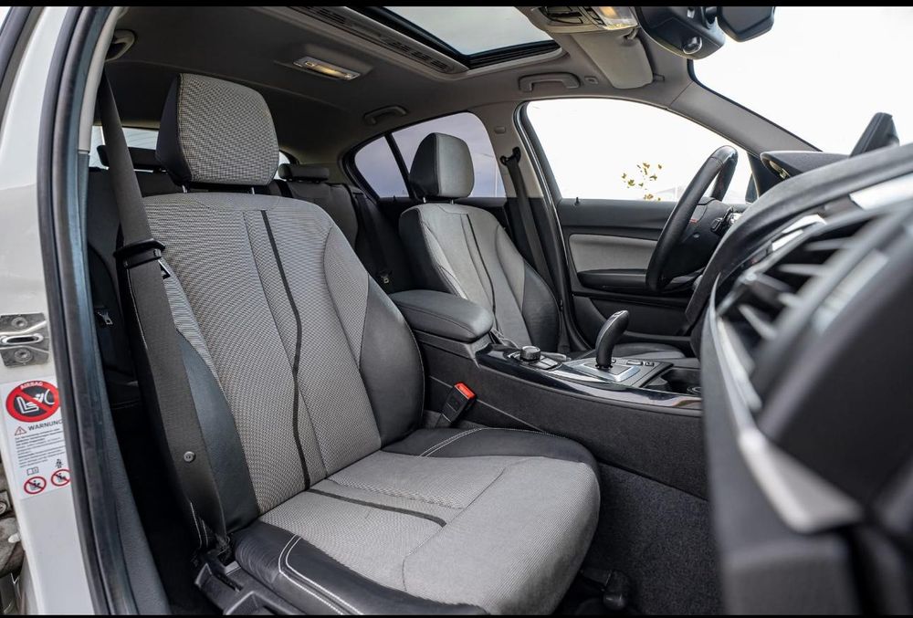 Bmw seria 1 _model Urban 2012_automat Impecabil/Distributie nouă