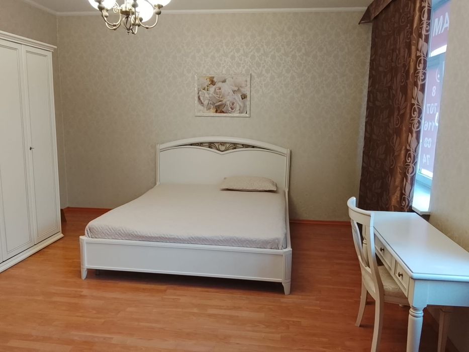 Прекрасная квартира в сталинке
