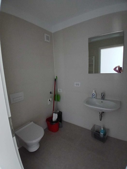 Proprietar, inchiriez apartament studio nemobilat, Coresi Kasper Brașov, pretabil birou, contract ANAF