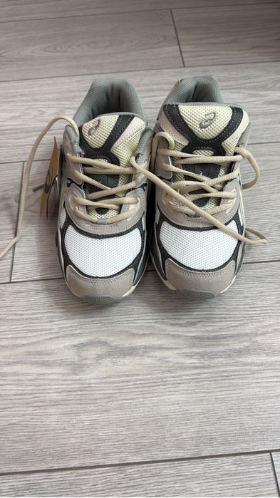 Продам asics gel NYC новые
