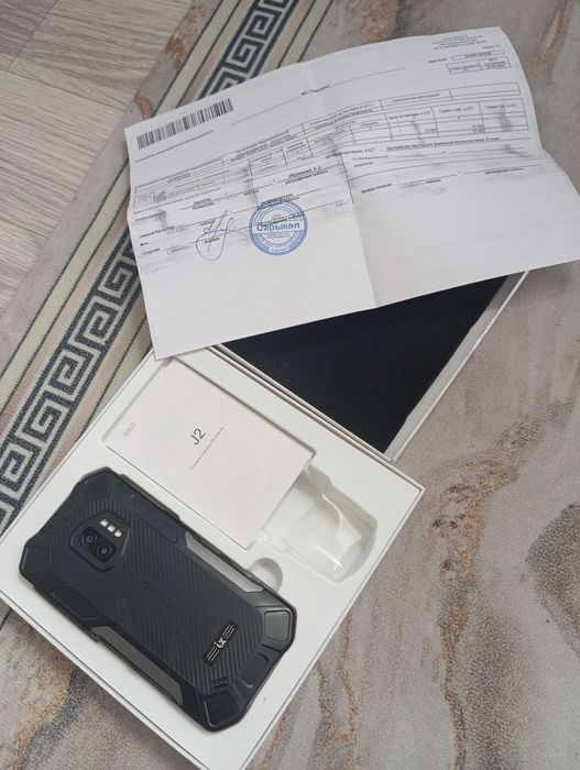 Продам смартфон тх