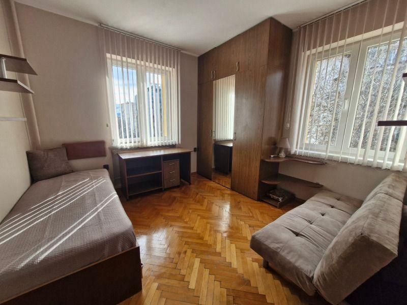 Тристаен апартамент под наем в ж.к. Лагера, 2218145