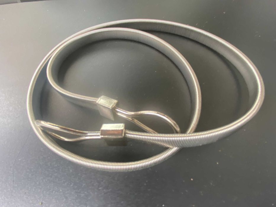 Curea metalizată argintie, nouă, S/M, 76cm, elastică pana la 85cm