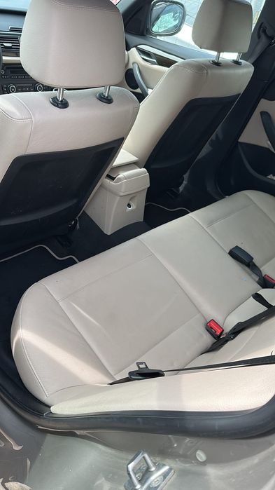 BMW iX1 2010 — imagine 4