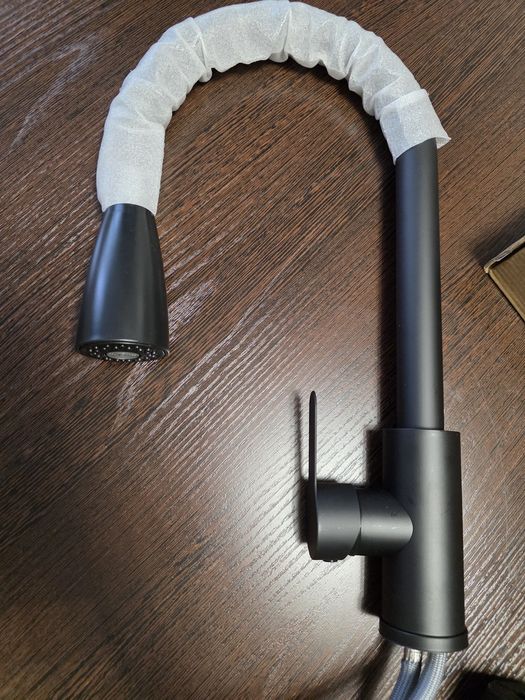 Продам смеситель кухонный