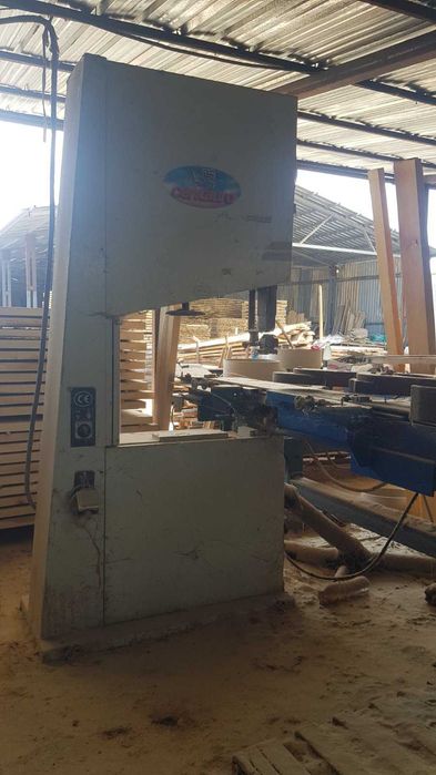 Машина за заготовки за палета