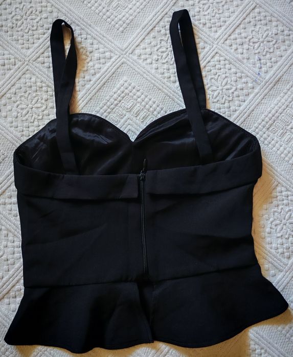 Top negru Bershka Night out, mărimea XS, purtat o data