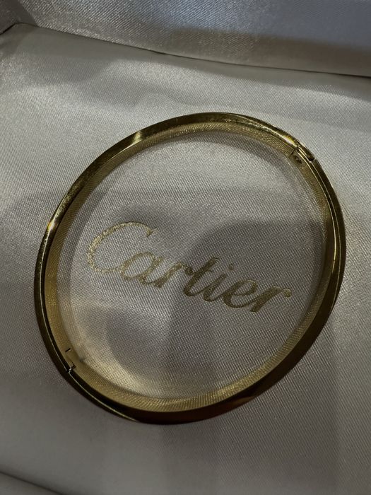 Cartier love bracelet