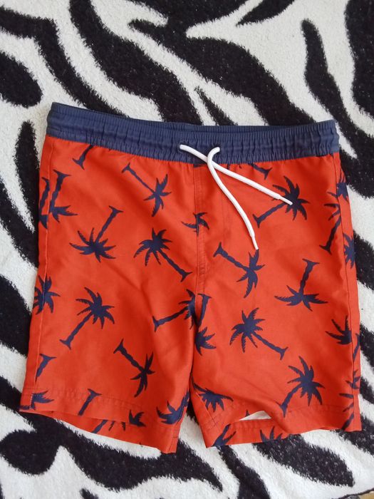 Отдам бесплатно вещи на мальчика