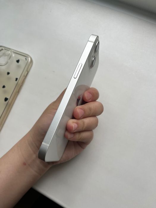 Iphone 13 128 GB белый