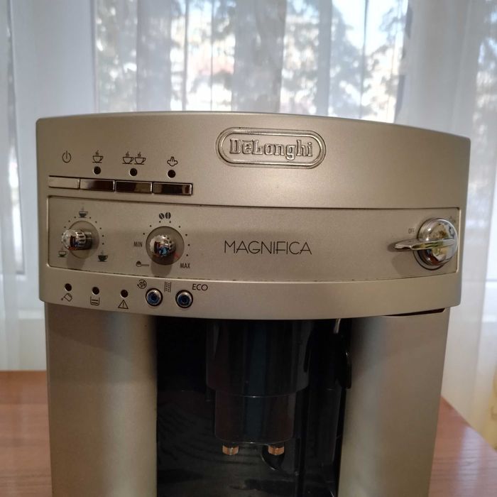 Кафеавтомат Delongi magnifika