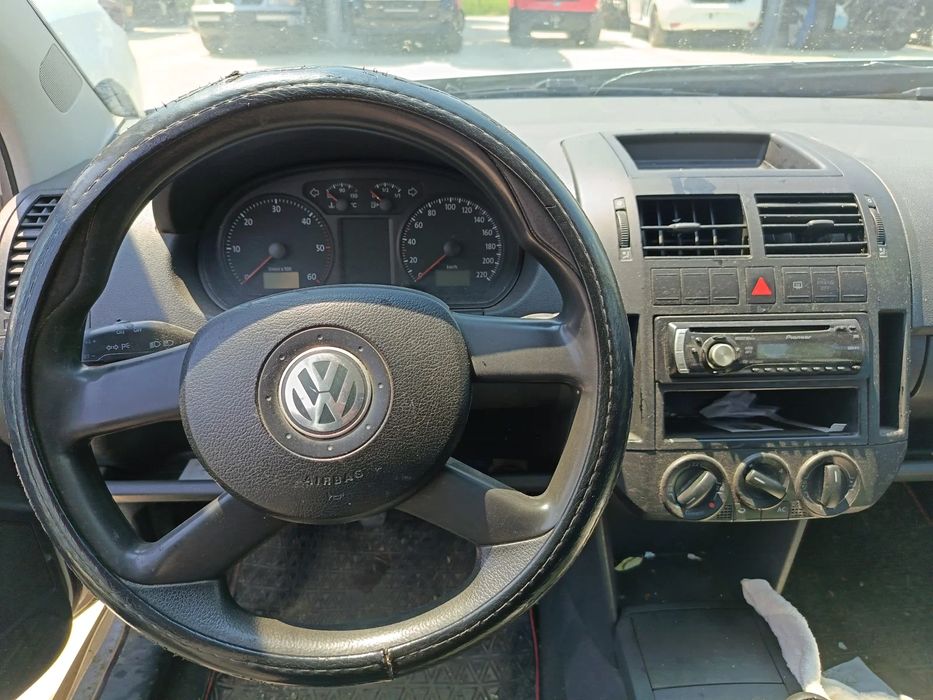 Volkswagen Polo (9N) [Fabr 2001-2008]